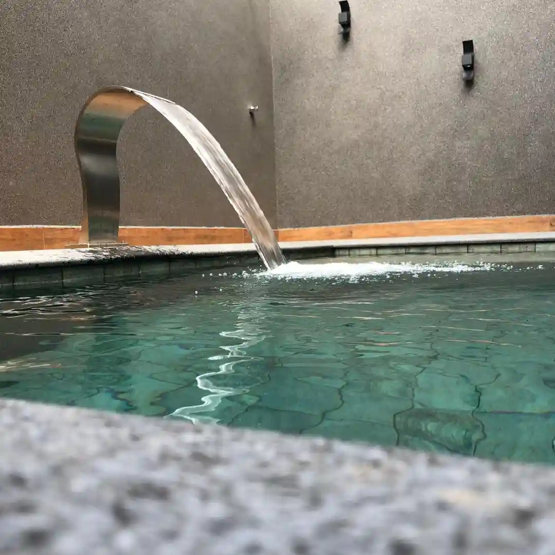 Casa de Condomínio com 3 quartos à venda, 400m² — foto 1 de 6