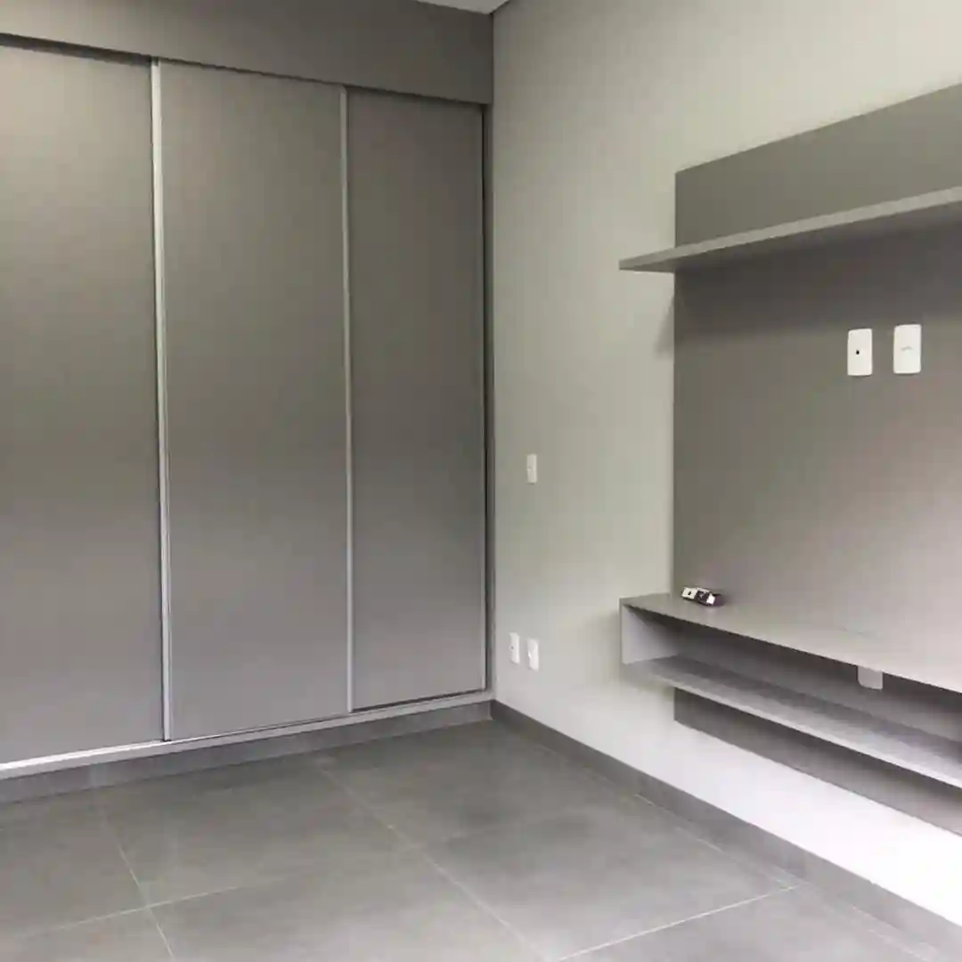 Casa de Condomínio com 3 quartos à venda, 400m² — foto 3 de 6