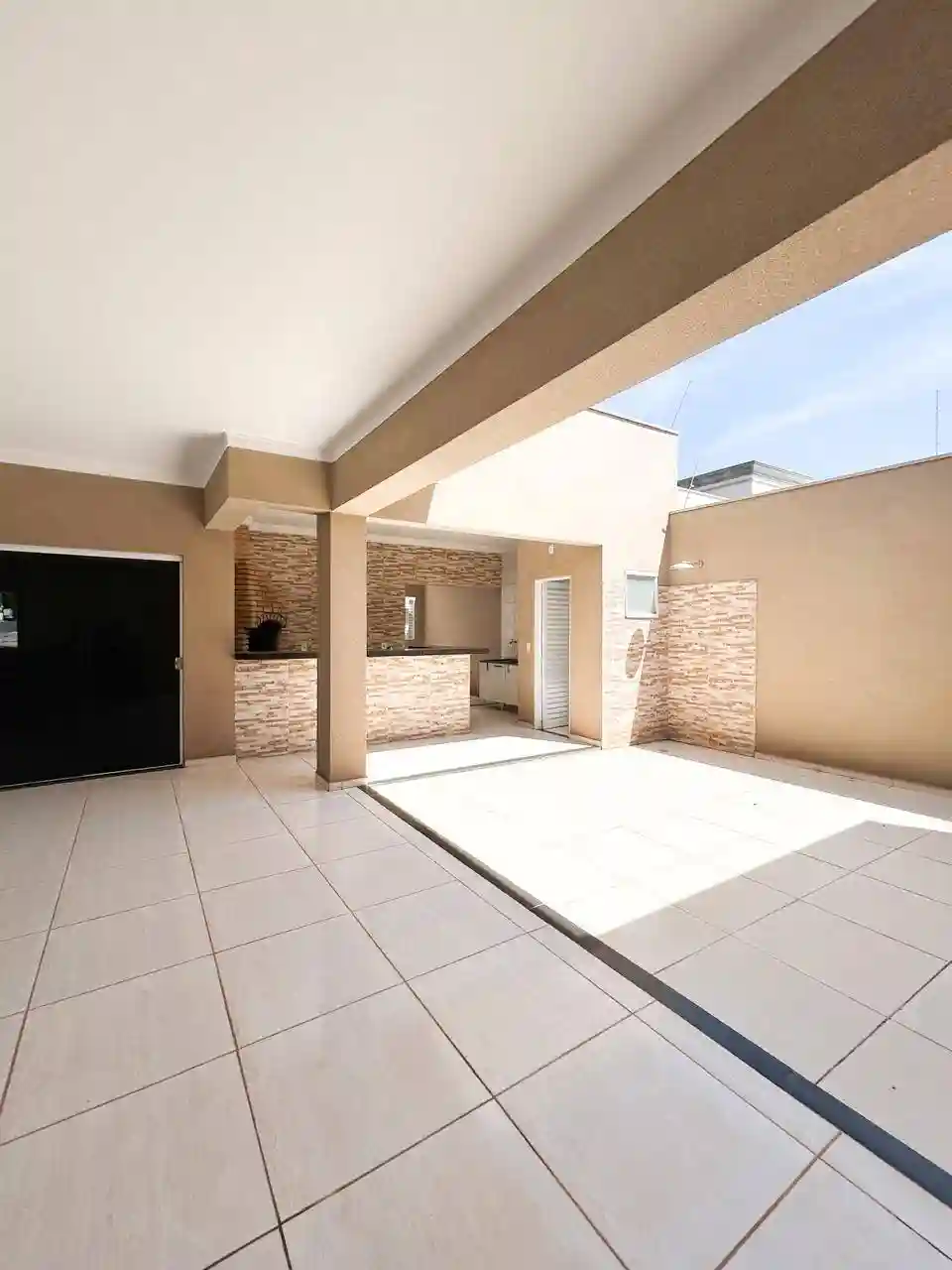 Casa com 3 quartos à venda, 208m² — foto 18 de 19