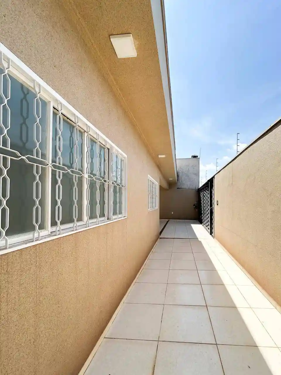 Casa com 3 quartos à venda, 208m² — foto 8 de 19
