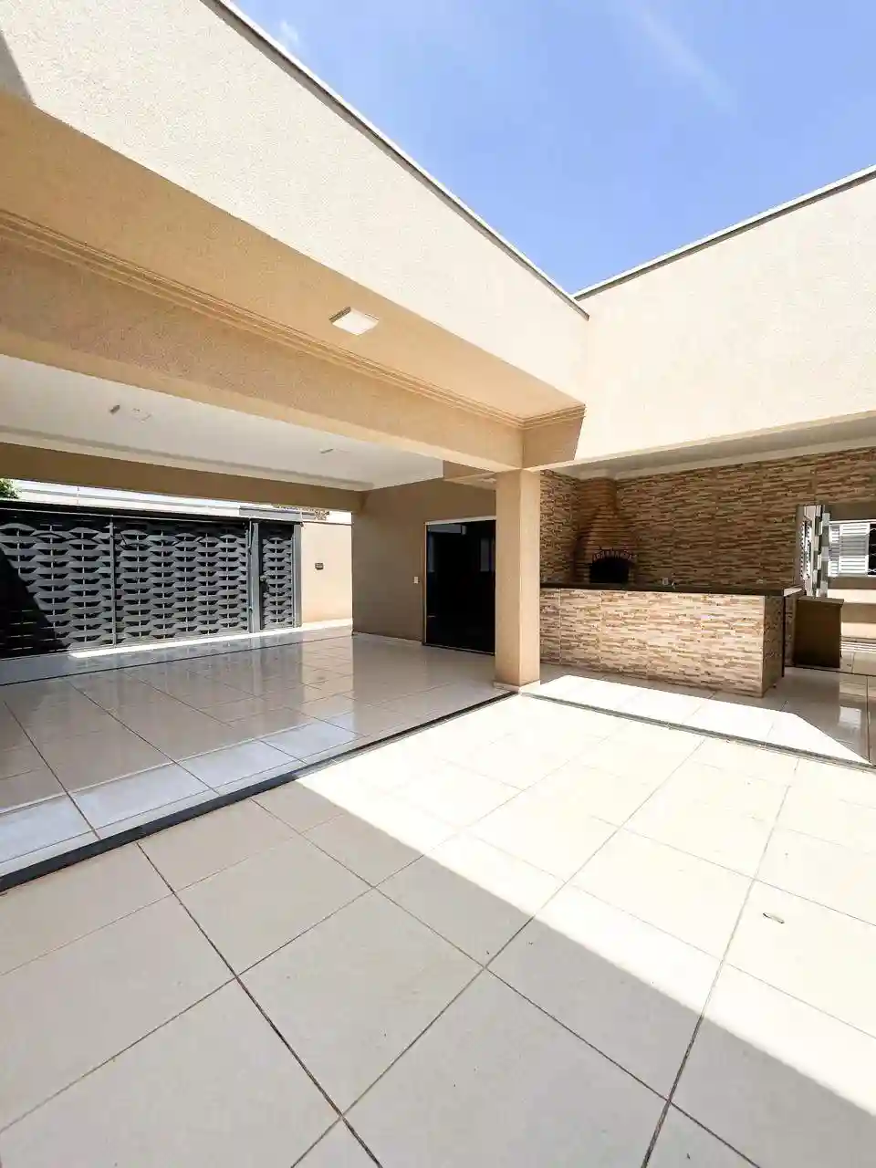 Casa com 3 quartos à venda, 208m² — foto 6 de 19