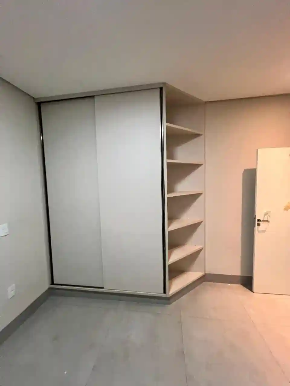 Casa de Condomínio com 3 quartos à venda, 253m² — foto 15 de 25