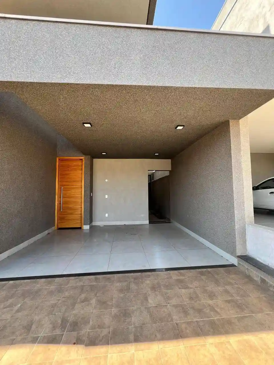 Casa de Condomínio com 3 quartos à venda, 253m² — foto 2 de 25
