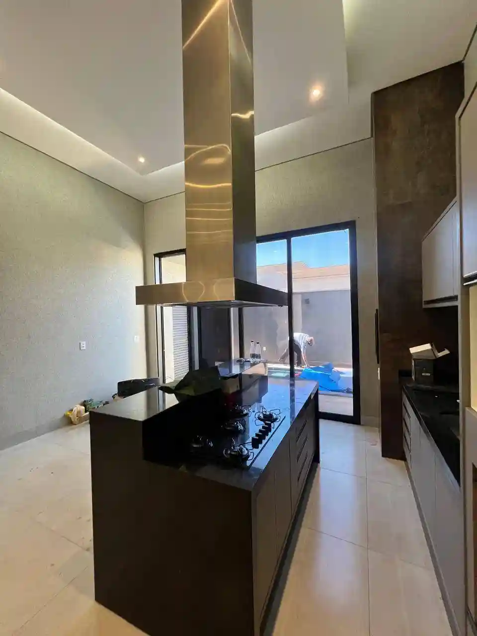 Casa de Condomínio com 3 quartos à venda, 253m² — foto 4 de 25