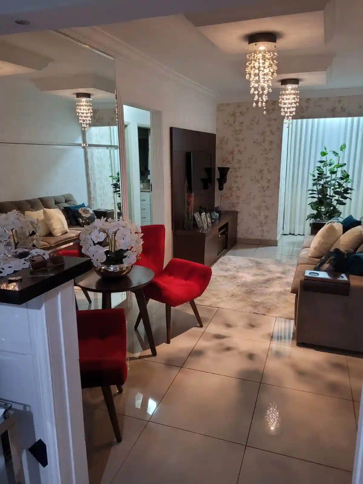 Apartamento com 3 quartos à venda, 85m² — foto 1 de 5