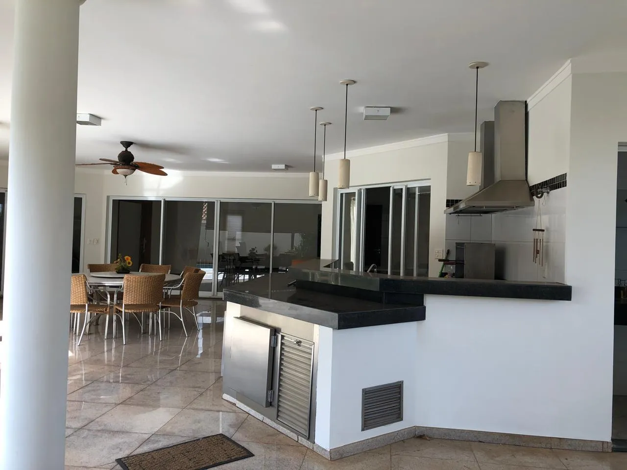 Casa de Condomínio com 4 quartos à venda, 900m² — foto 3 de 60
