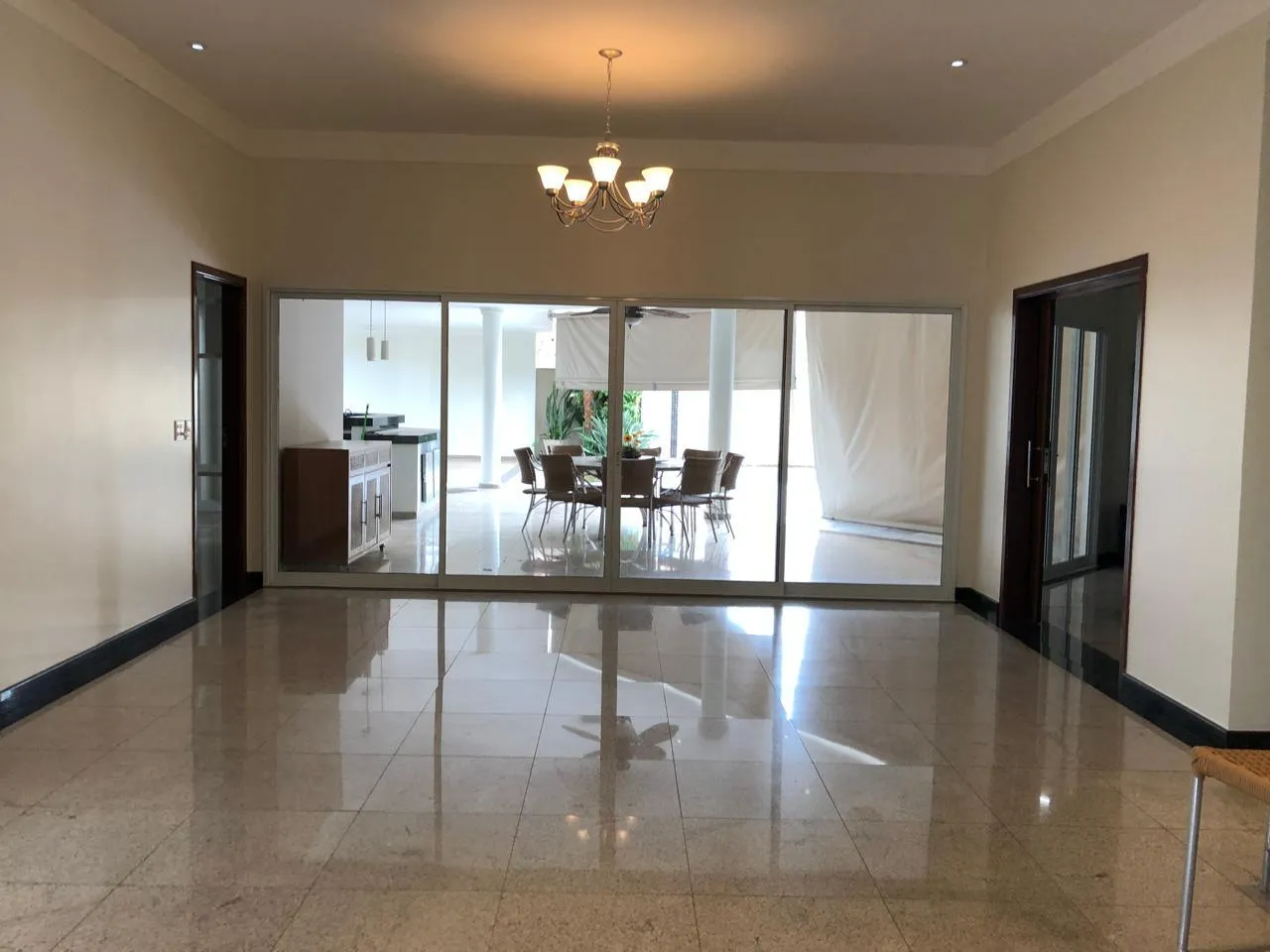 Casa de Condomínio com 4 quartos à venda, 900m² — foto 18 de 60