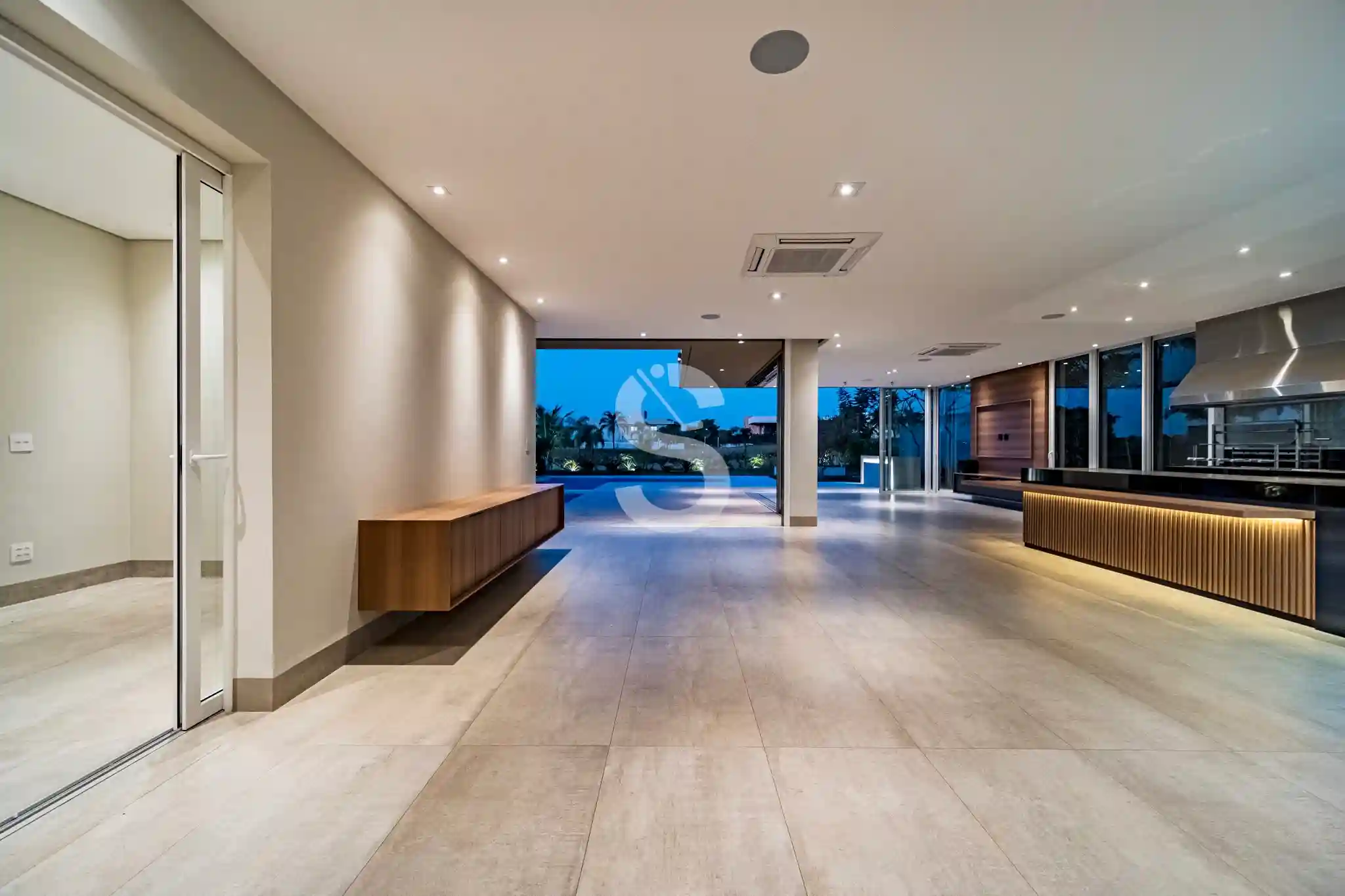 Casa de Condomínio com 5 quartos à venda, 751m² — foto 19 de 21