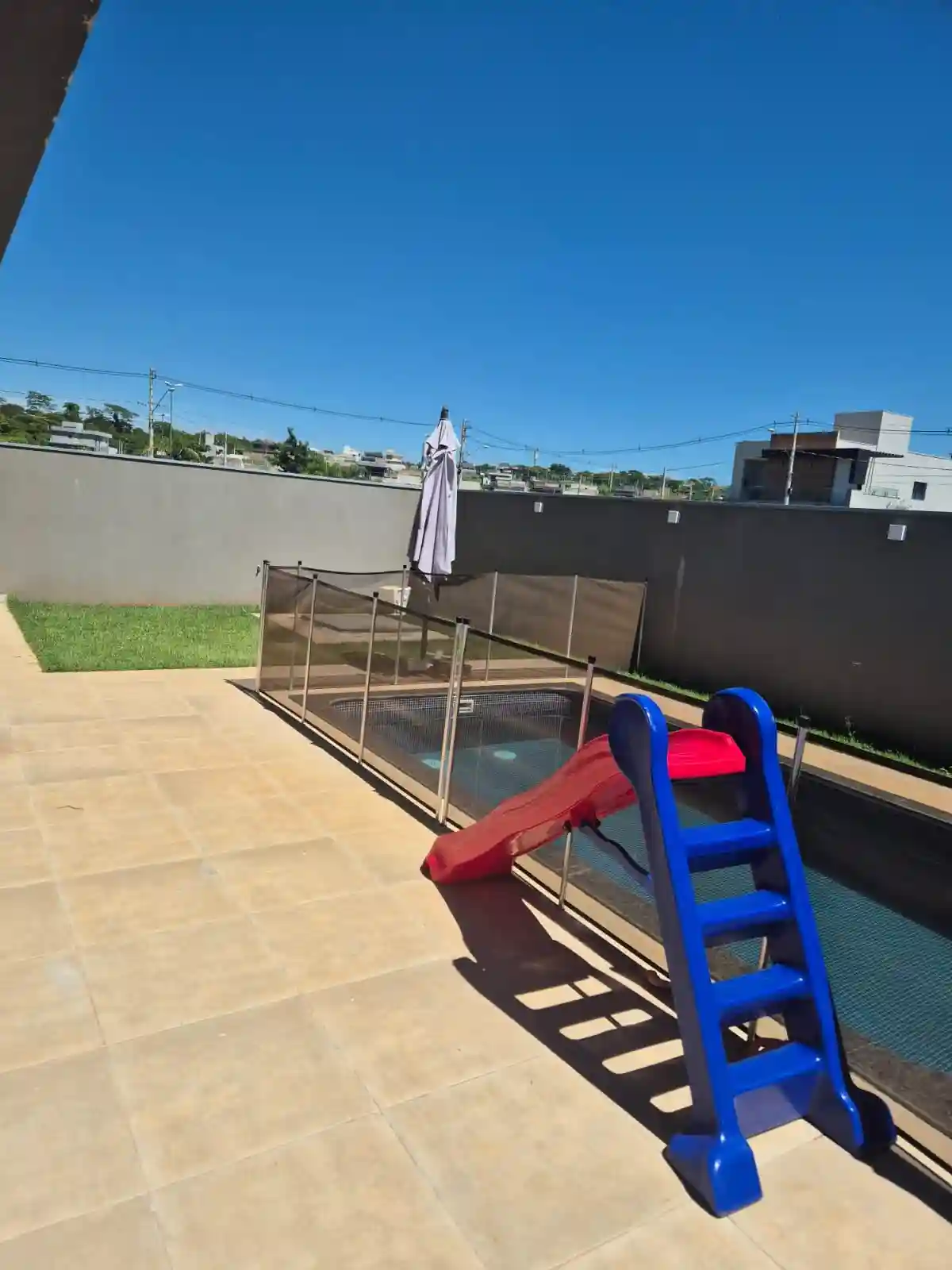 Casa de Condomínio com 3 quartos à venda, 227m² — foto 6 de 23
