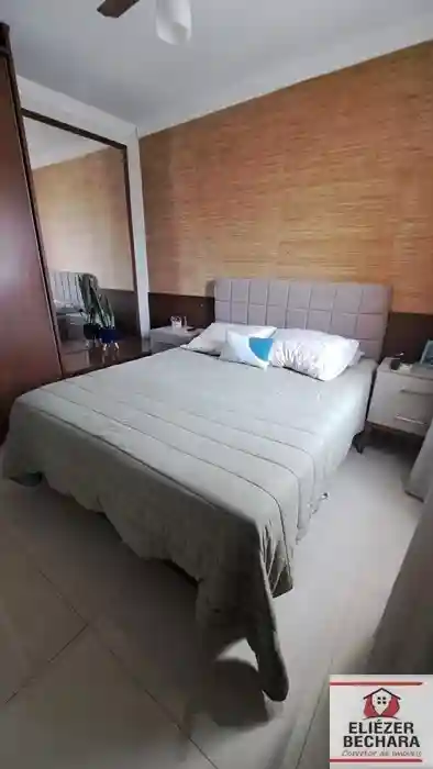 Apartamento com 3 quartos à venda, 90m² — foto 16 de 18