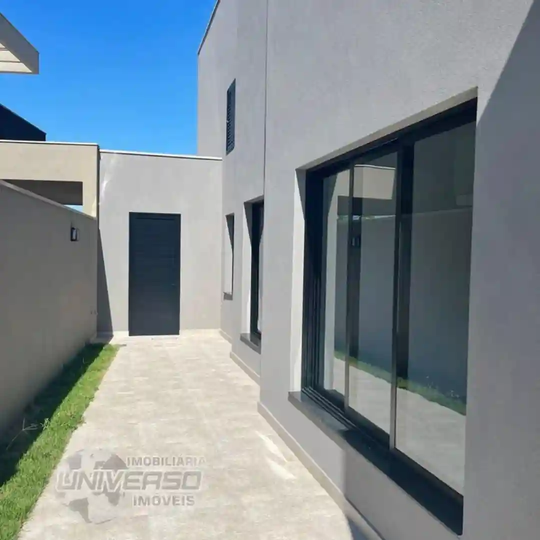 Casa com 3 quartos à venda, 280m² — foto 9 de 10