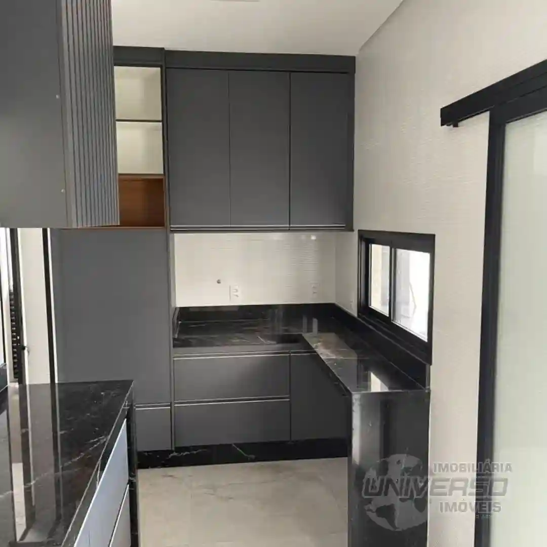 Casa com 3 quartos à venda, 280m² — foto 7 de 10