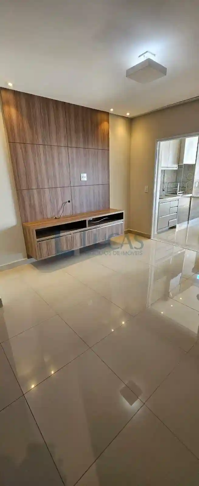 Apartamento com 3 quartos para aluguel, 130m² — foto 1 de 24