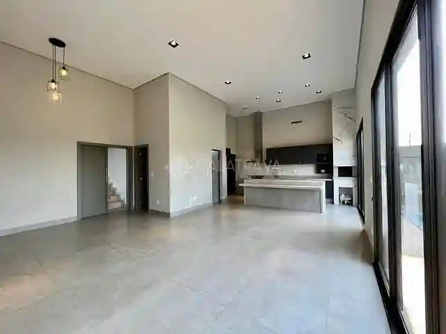 Casa de Condomínio com 4 quartos à venda, 280m² — foto 4 de 10