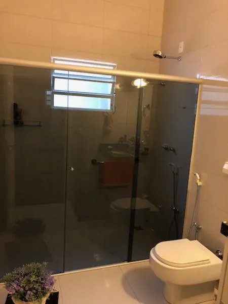 Casa à venda — foto 4 de 4