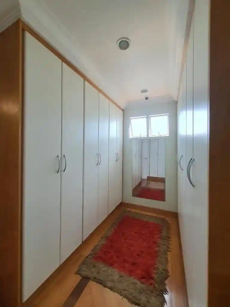 Casa de Condomínio com 4 quartos à venda, 670m² — foto 14 de 19