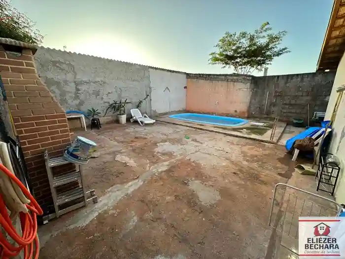 Casa à venda — foto 3 de 9