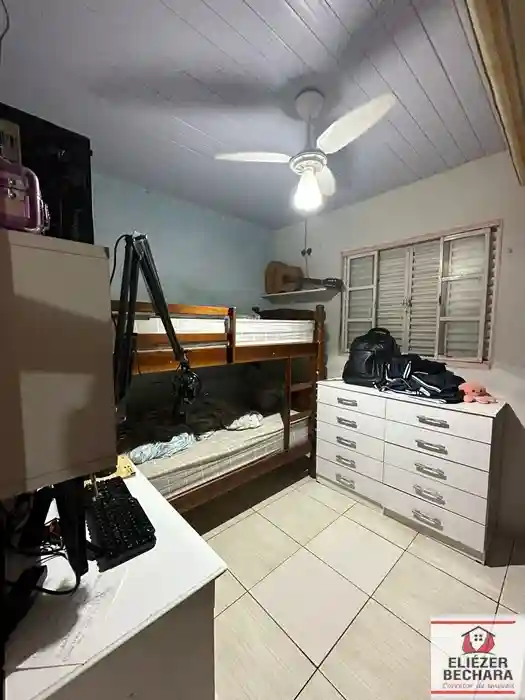 Casa à venda — foto 7 de 9