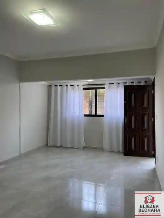 Casa com 2 quartos à venda, 235m² — foto 1 de 14