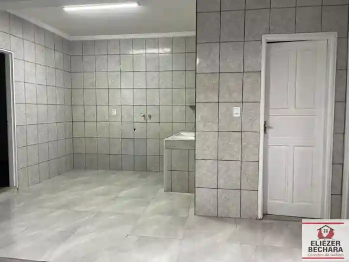 Casa com 2 quartos à venda, 235m² — foto 6 de 14