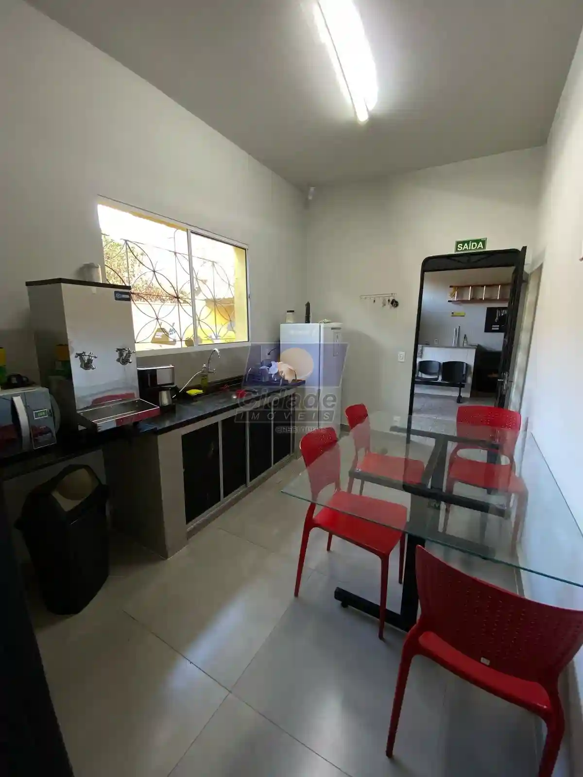 Casa Comercial com 3 quartos para aluguel, 180m² — foto 14 de 24