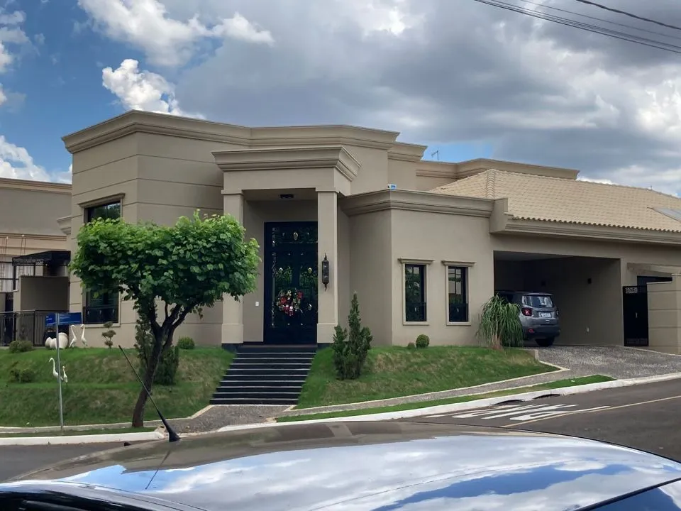 Casa de Condomínio à venda — foto 1 de 3