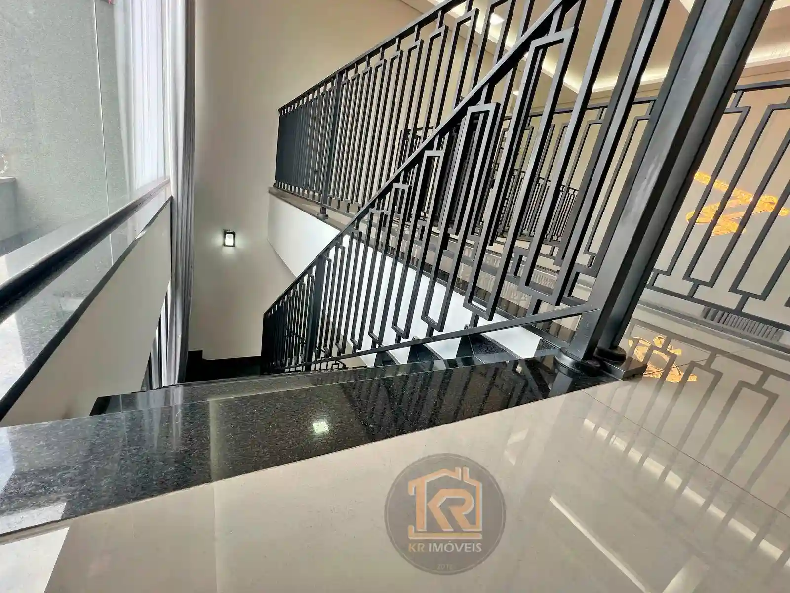 Casa com 3 quartos à venda, 300m² — foto 31 de 40
