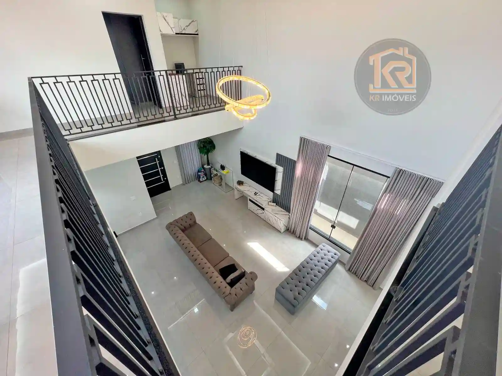 Casa com 3 quartos à venda, 300m² — foto 14 de 40