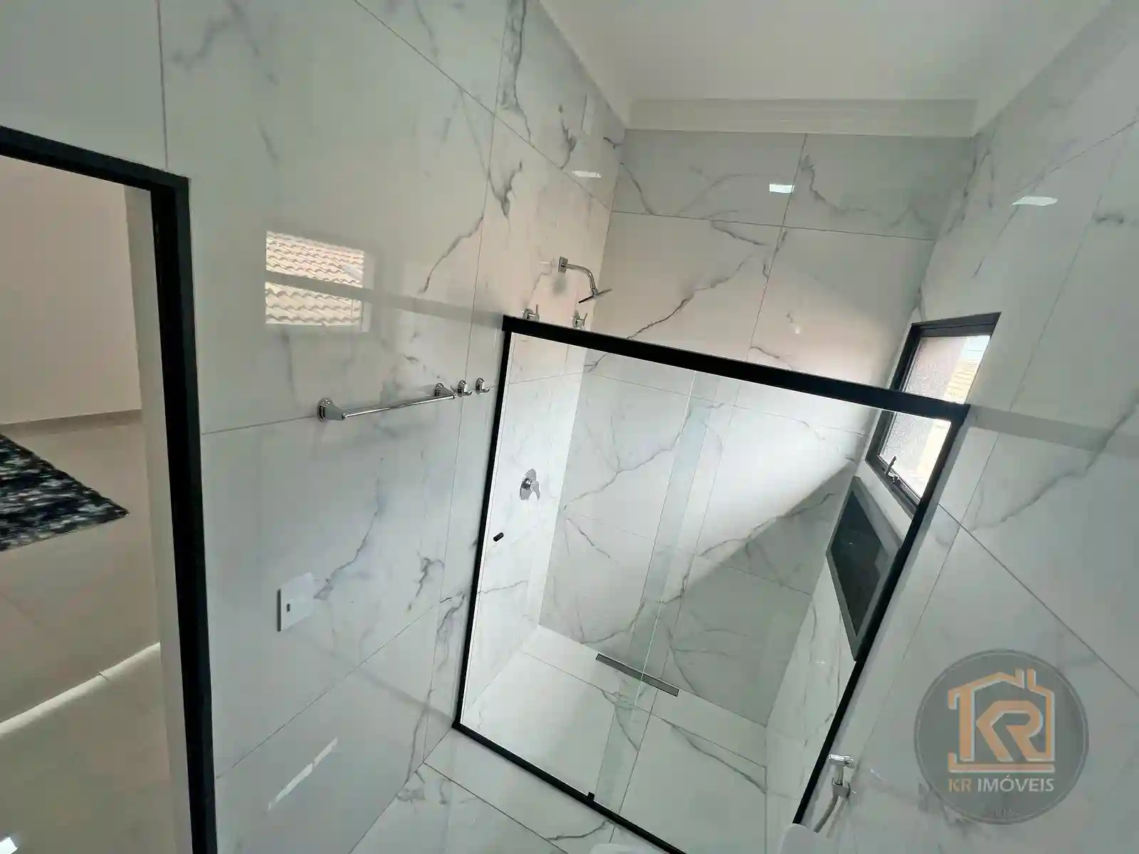 Casa com 3 quartos à venda, 300m² — foto 27 de 40