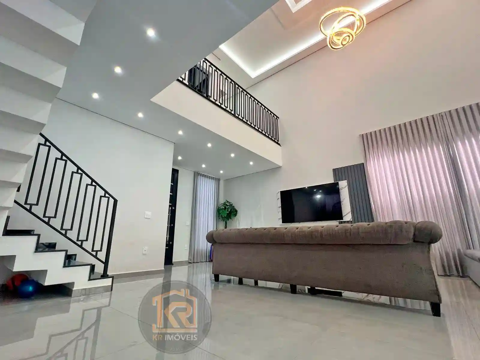 Casa com 3 quartos à venda, 300m² — foto 7 de 40