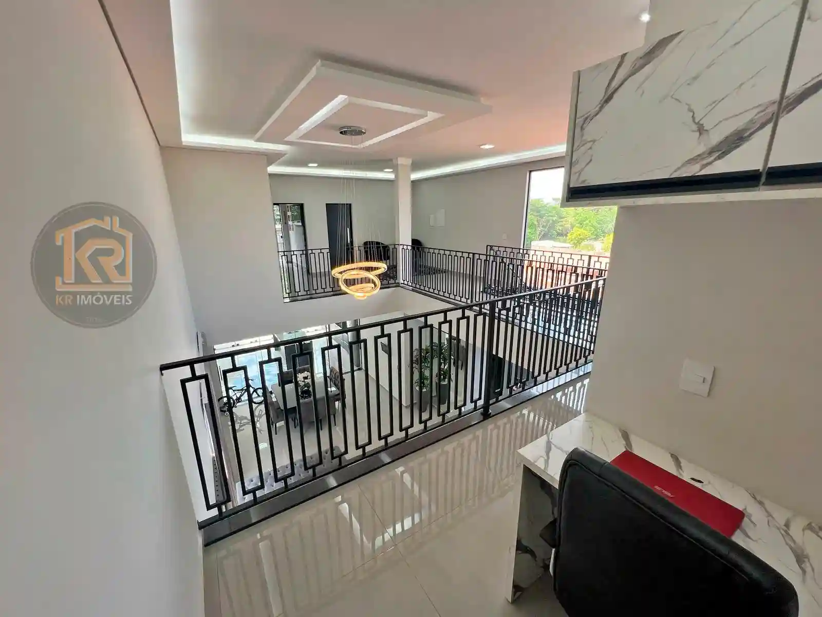 Casa com 3 quartos à venda, 300m² — foto 16 de 40