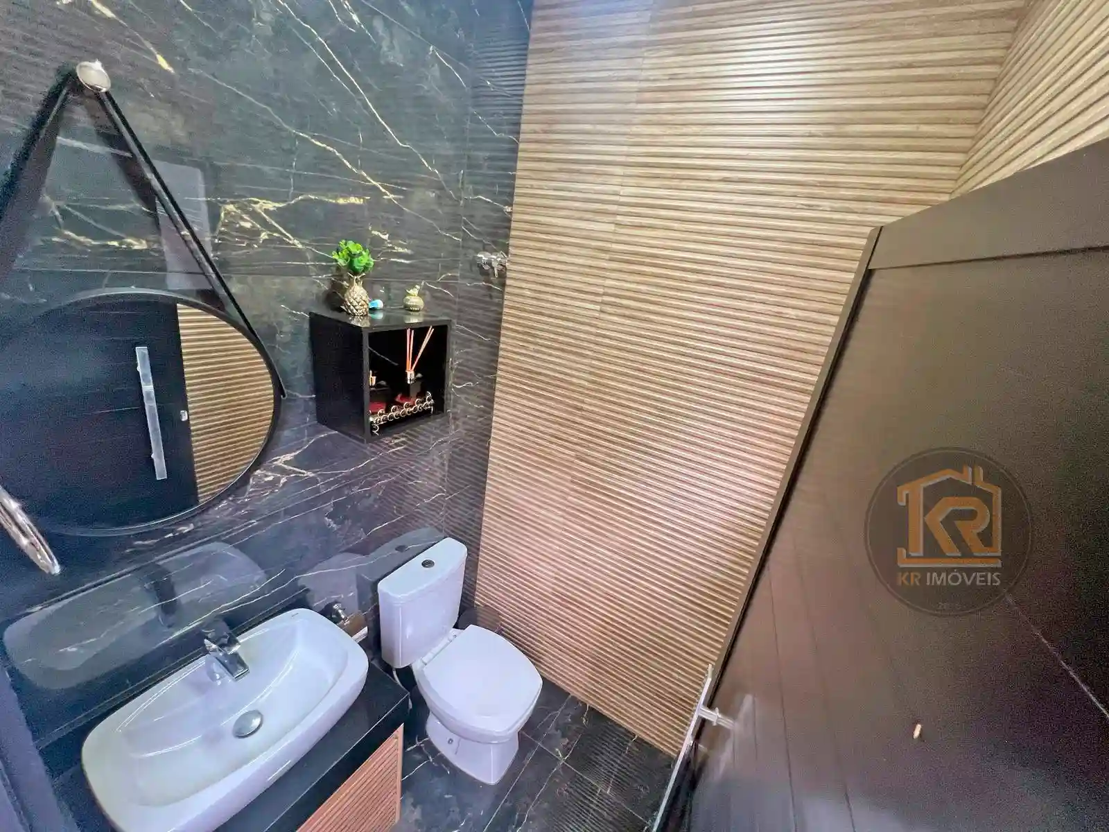 Casa com 3 quartos à venda, 300m² — foto 12 de 40