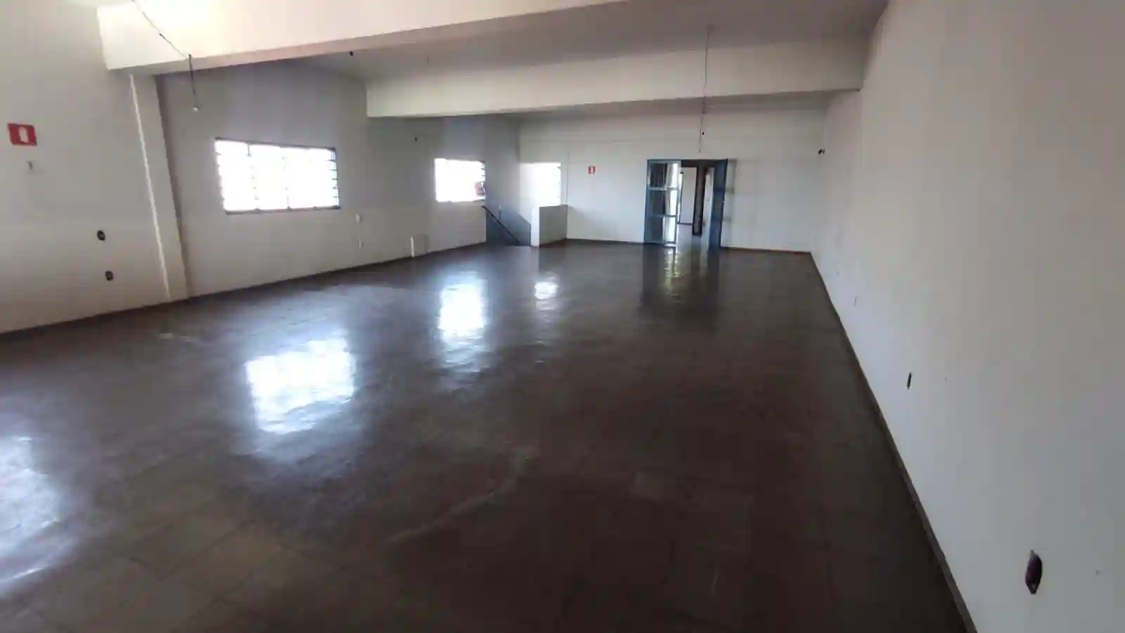 Loja / Salão / Ponto Comercial  à venda, 309m² — foto 15 de 36