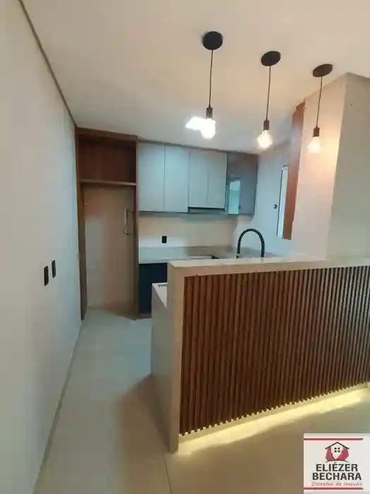 Apartamento com 2 quartos à venda, 65m² — foto 2 de 18