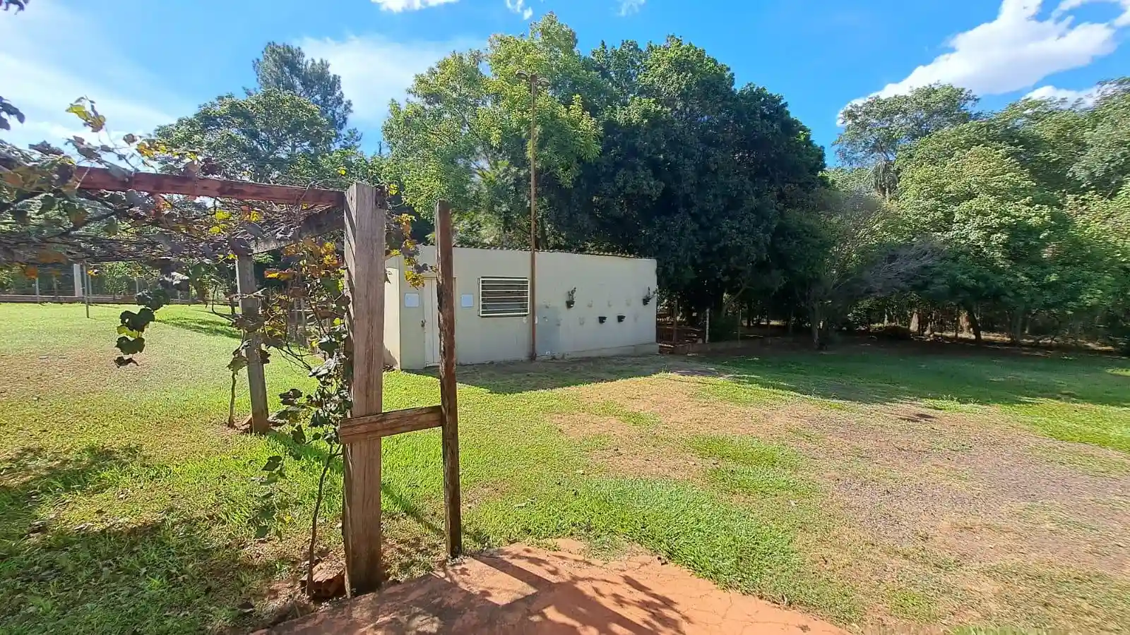 Fazenda / Sítio / Chácara com 5 quartos para aluguel, 40000m² — foto 8 de 8