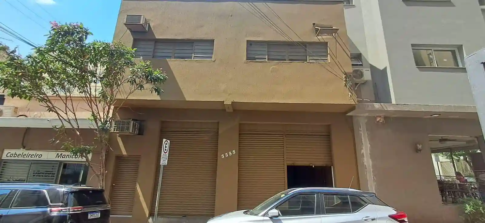 Loja / Salão / Ponto Comercial  à venda, 233m² — foto 1 de 12
