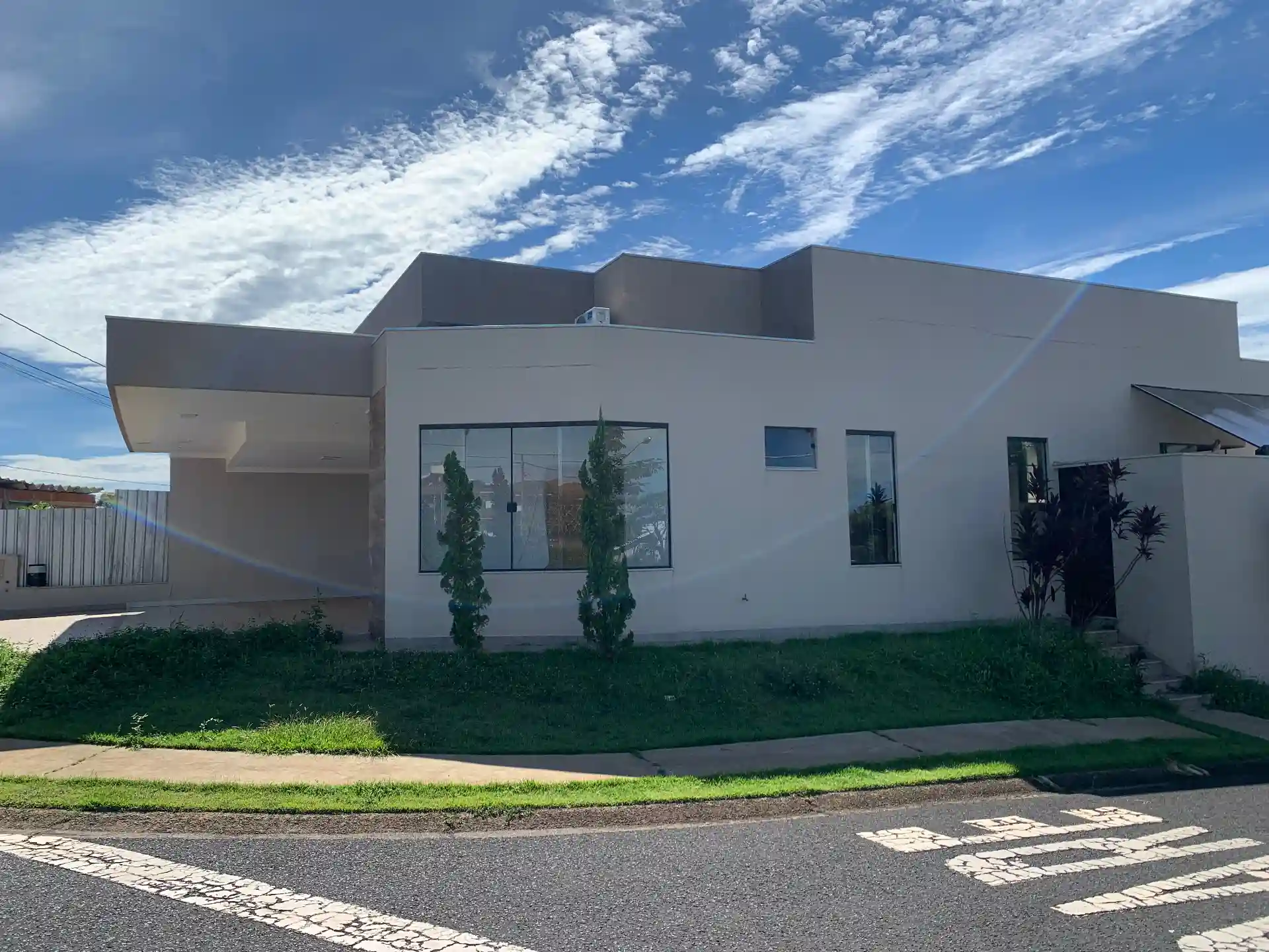 Casa de Condomínio com 3 quartos à venda, 191m² — foto 3 de 42