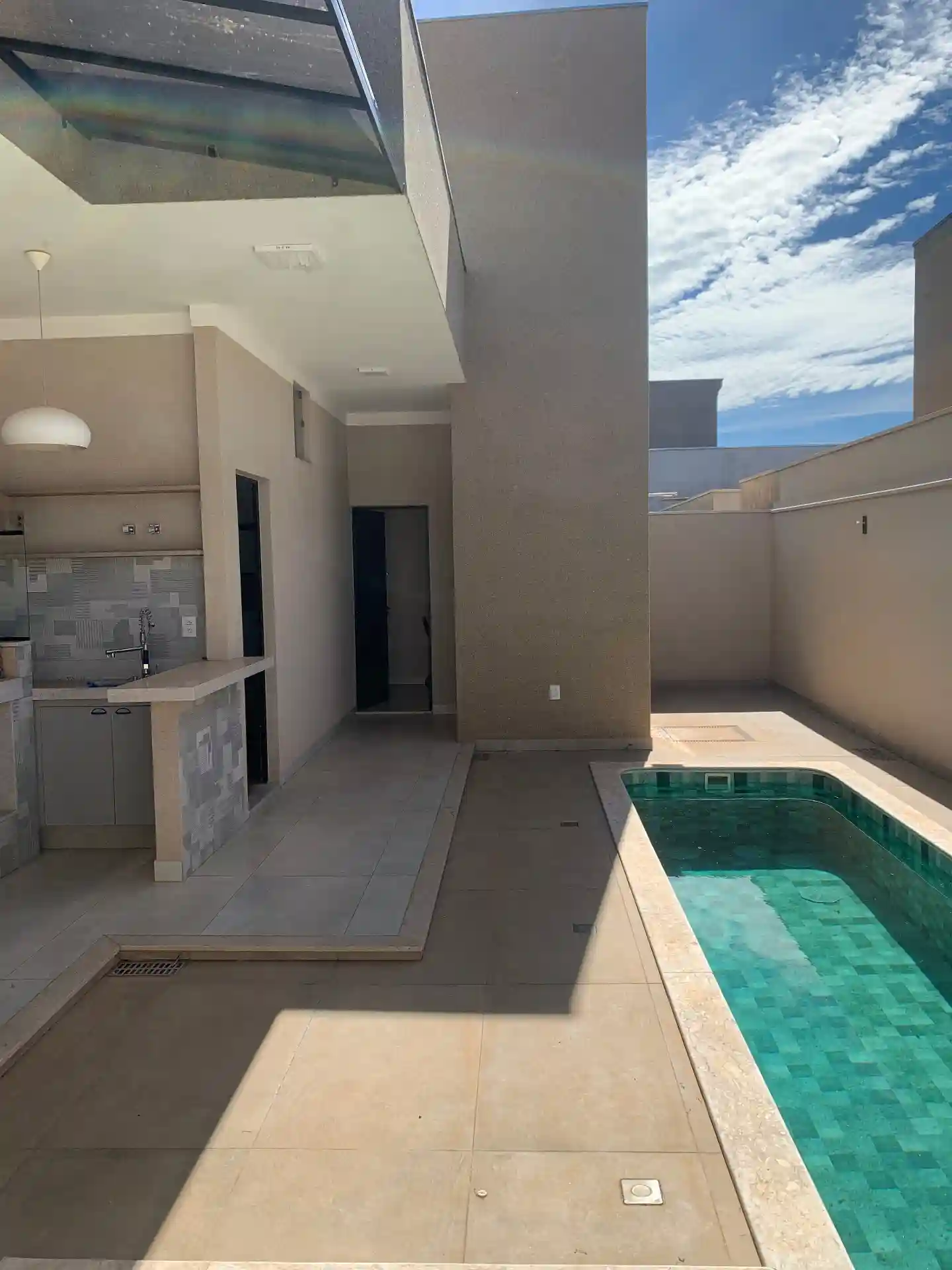 Casa de Condomínio com 3 quartos à venda, 191m² — foto 17 de 42