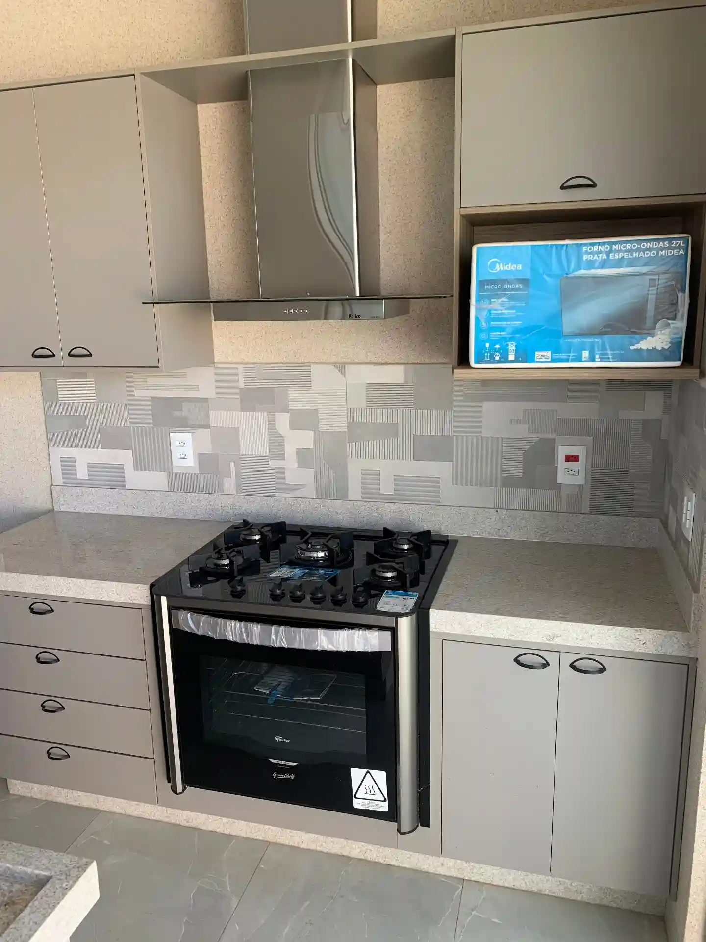 Casa de Condomínio com 3 quartos à venda, 191m² — foto 12 de 42
