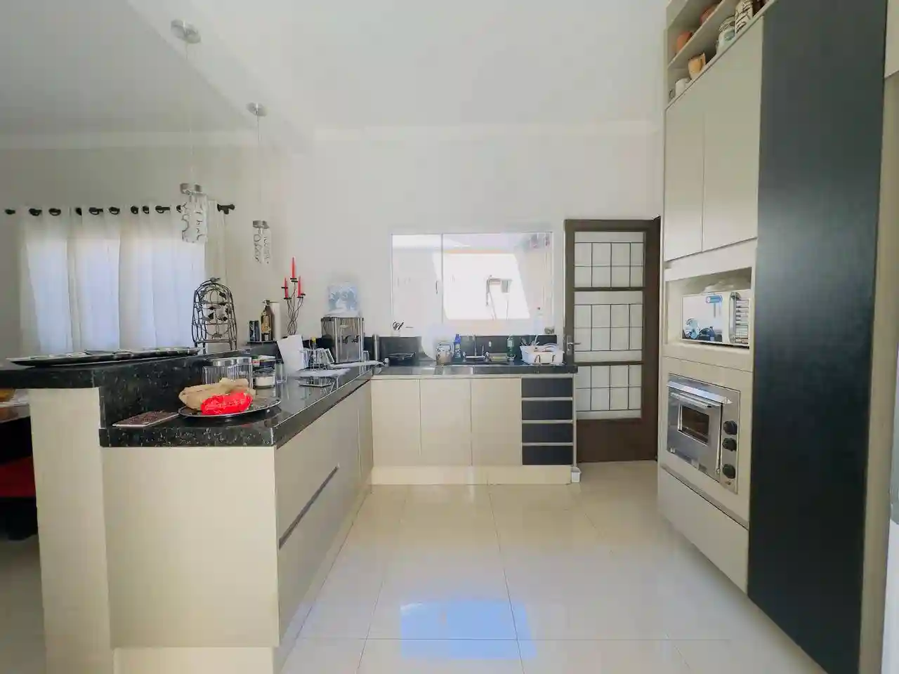 Casa com 3 quartos à venda, 140m² — foto 4 de 10