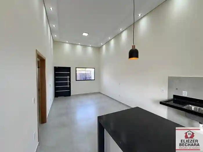 Casa com 2 quartos à venda, 70m² — foto 1 de 15