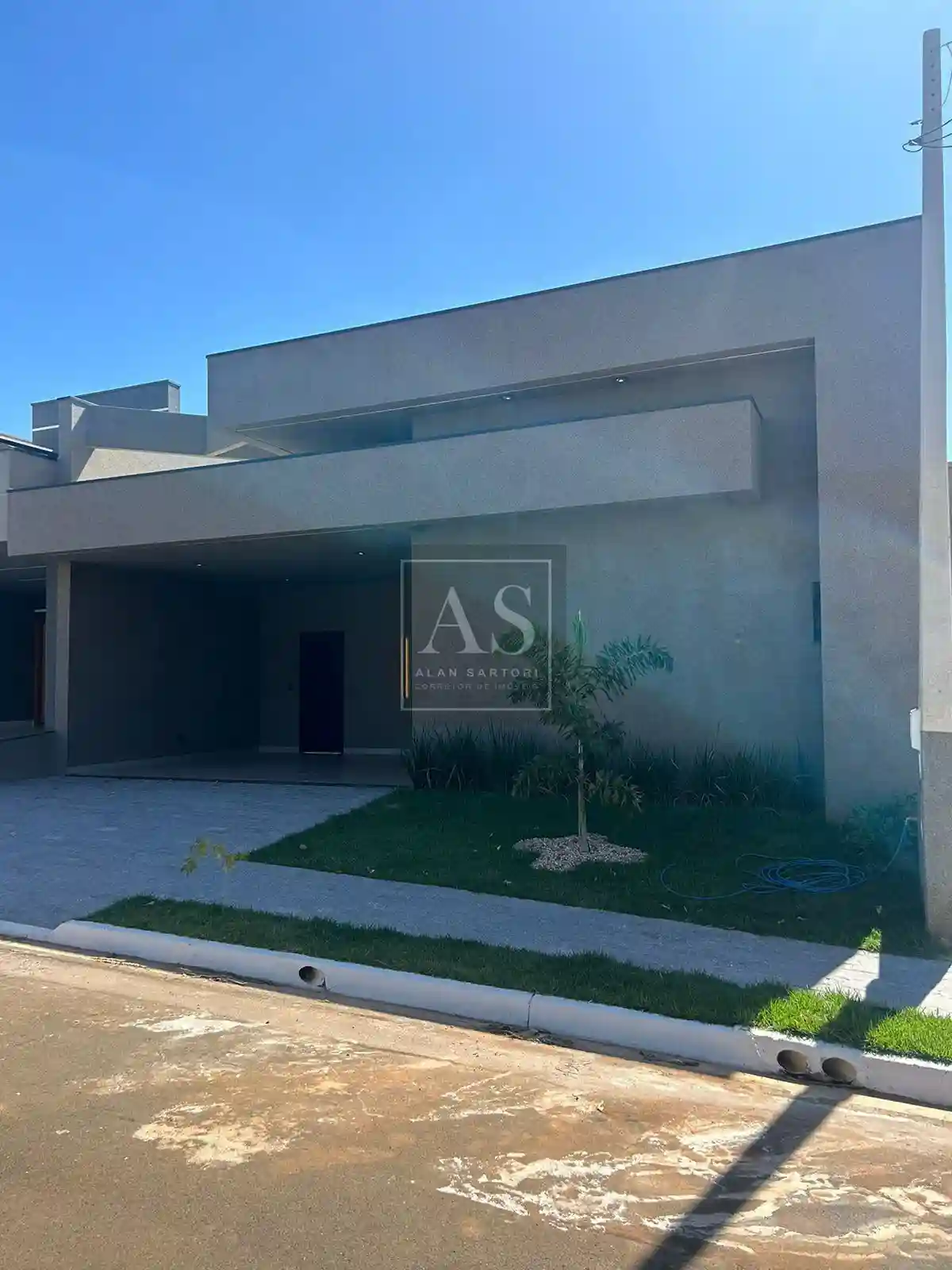 Casa de Condomínio com 3 quartos à venda, 161m² — foto 1 de 26
