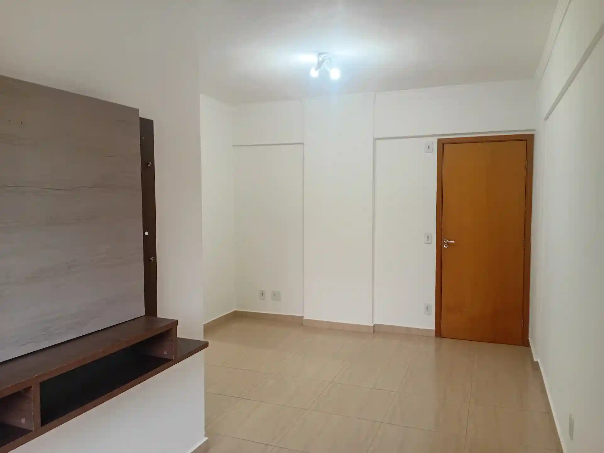 Apartamento com 2 quartos à venda, 68m² — foto 2 de 16