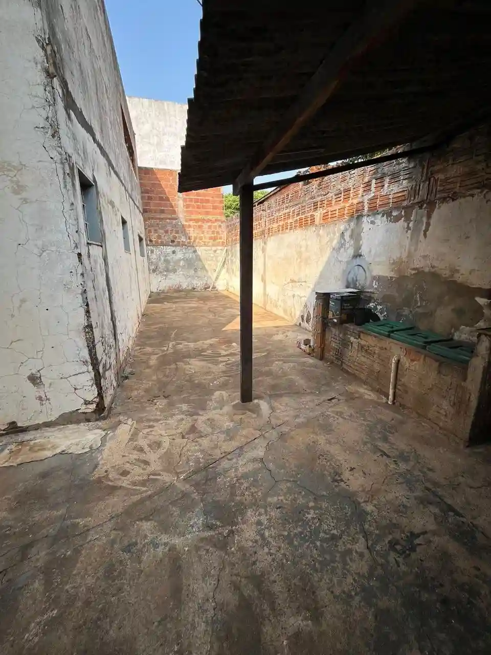 Galpão / Depósito / Armazém  à venda, 250m² — foto 15 de 22