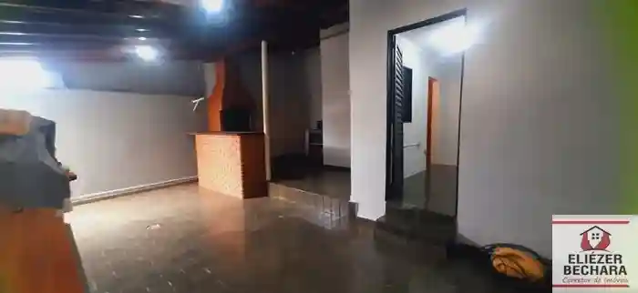 Casa com 2 quartos à venda, 160m² — foto 1 de 9