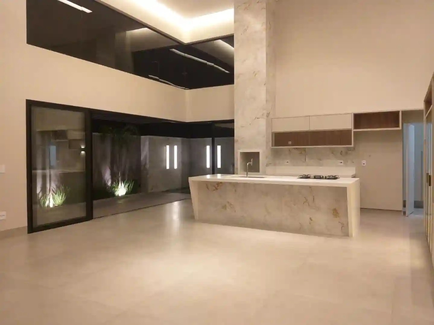 Casa de Condomínio com 4 quartos à venda, 495m² — foto 4 de 23