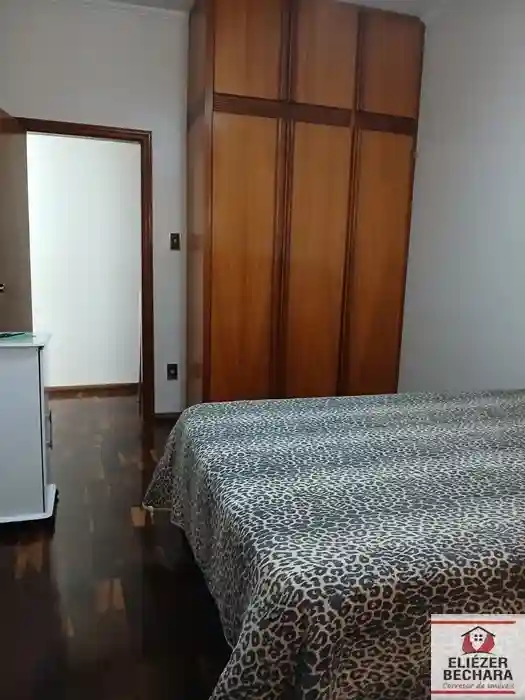 Casa com 3 quartos à venda, 280m² — foto 16 de 21