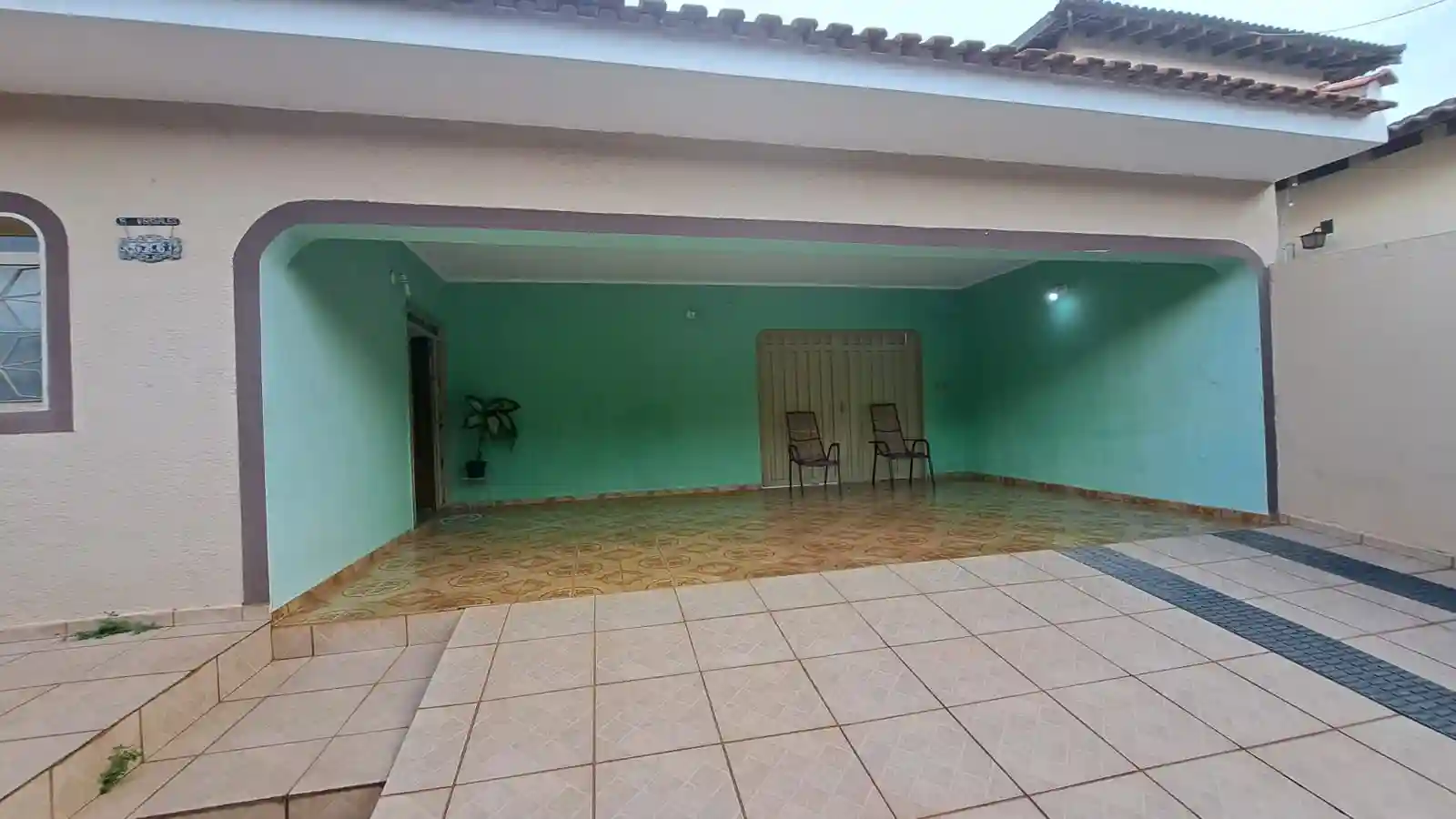 Casa com 3 quartos à venda, 372m² — foto 1 de 14