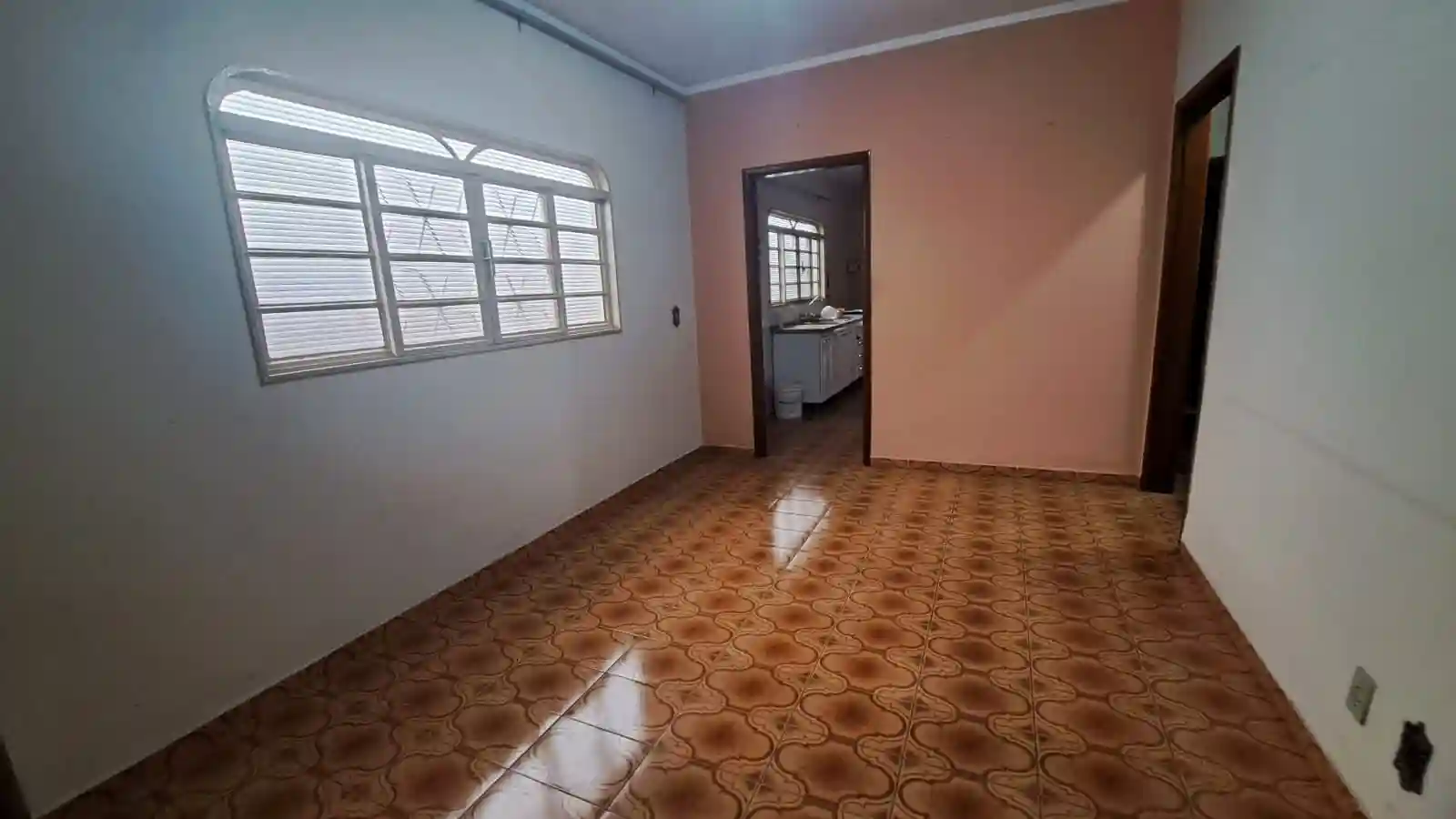 Casa com 3 quartos à venda, 372m² — foto 8 de 14