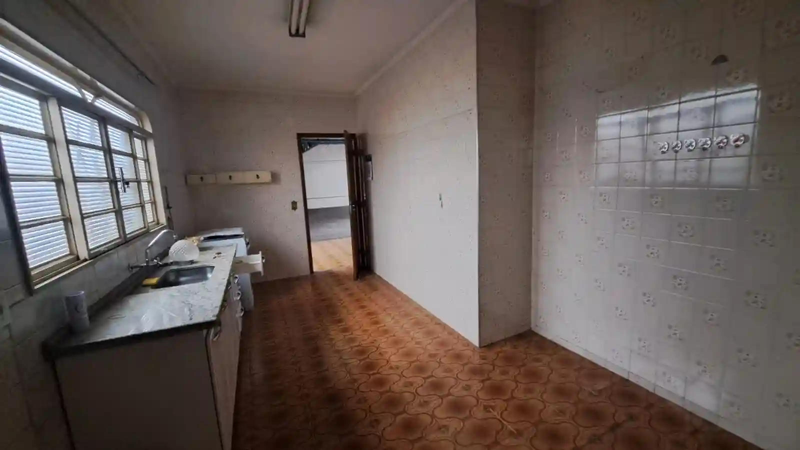 Casa com 3 quartos à venda, 372m² — foto 4 de 14